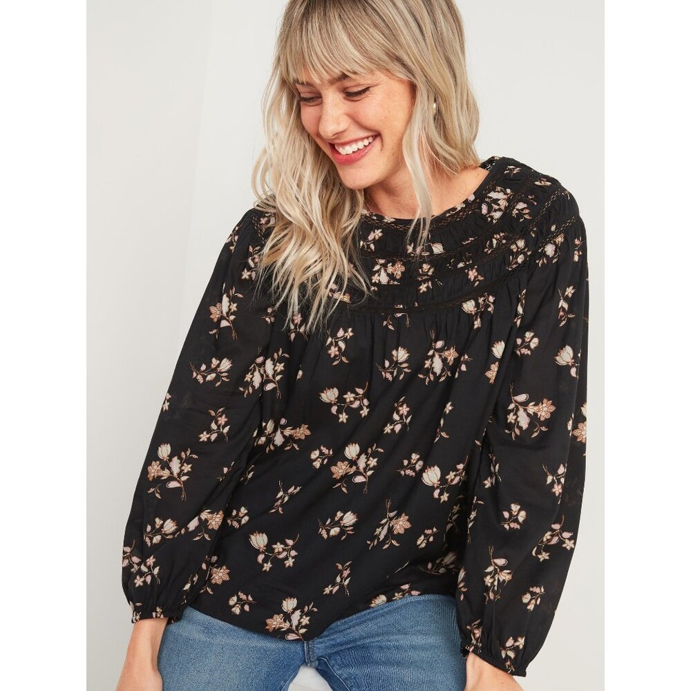 Old Navy Oversized Ladder-Lace Yoke Black Floral Blouse Cottagecore Whimsical